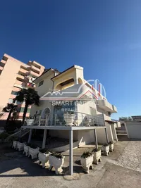 Ne Hyrje te Qytetit te Vlores - photos of  for House