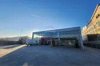 Store me qera ne Tiranë, Vorë