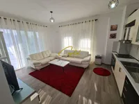 Apartment me qera ne Tiranë, Rruga 5 Maji