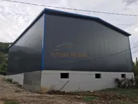 Commercial Property me qera ne Dajt, Tufinë