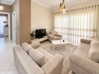 Apartment me qera ne Tirane, Komuna e Parisit
