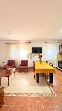 Muzeumi i Dëshmorëve House me qera ne Durrës, Muzeumi i Dëshmorëve