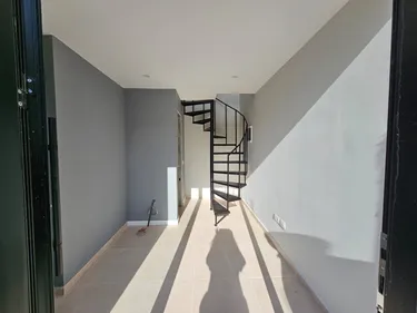 Zdjęcie shop do wynajęcia Shkolla Ismail Qemali, Bulevadri Zhan D`ark, Tiranë