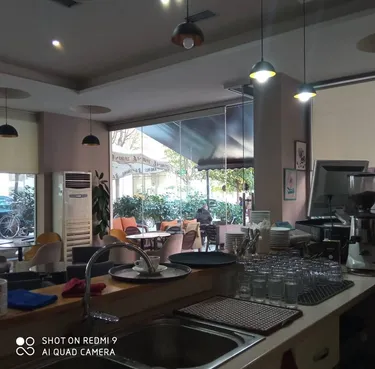 Foto e Ambient biznesi në shitje Tirane, Tiranë