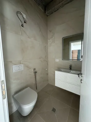 Foto di office in affitto Lake View Rezidence, Liqeni Artificial, Tiranë