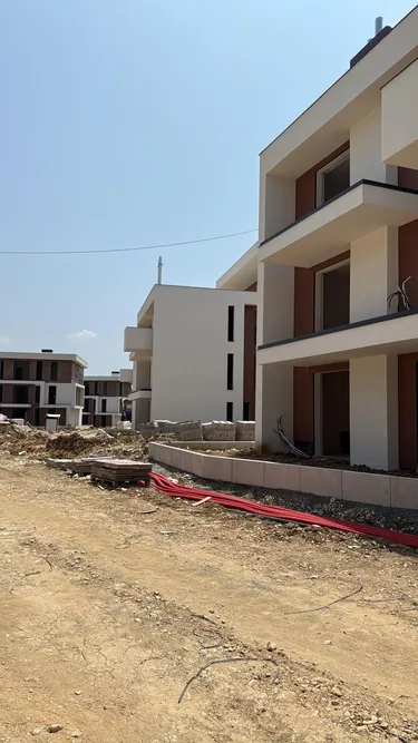 Foto e Vilë në shitje Teg, Tiranë