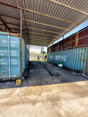 Foto e Magazin me qera Vaqarr, Tiranë