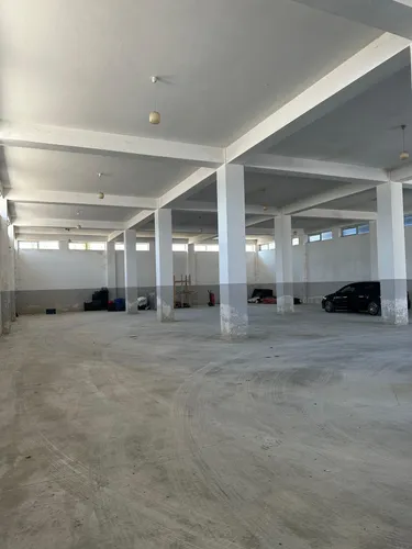 Foto e Magazin me qera Fushe Peze, Tiranë