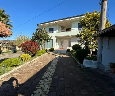 Foto e Vilë në shitje Kavaje, Kavajë