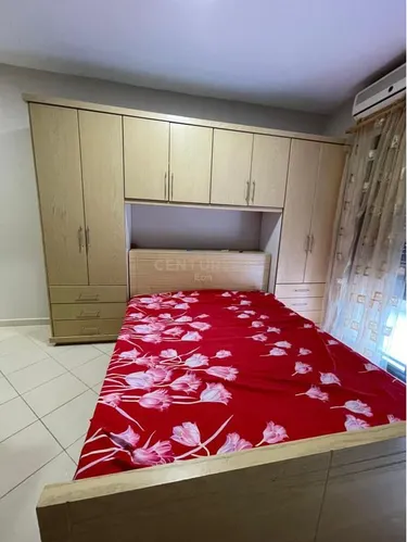 Foto e studio në shitje Golem, Durrës