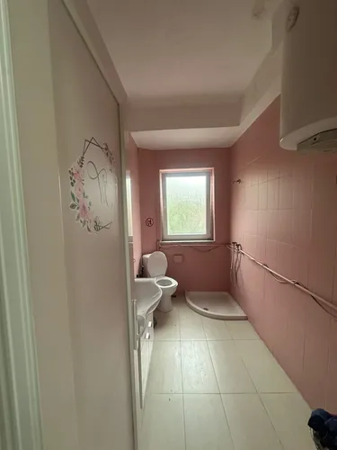 Фото office в аренду Rruga e Kavajës, Tiranë