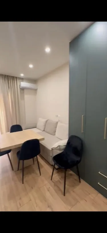 Fotografie Byt k pronájmu Kodra e Diellit, Tiranë