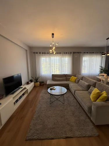 Fotografie Byt k pronájmu Kodra e Diellit, Tiranë