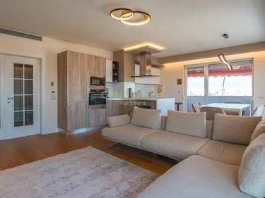 Foto di Appartamento in vendita Kompleksi Magnet, Tiranë