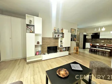 Zdjęcie Mieszkanie do wynajęcia Kopshti Zoologjik, Tiranë