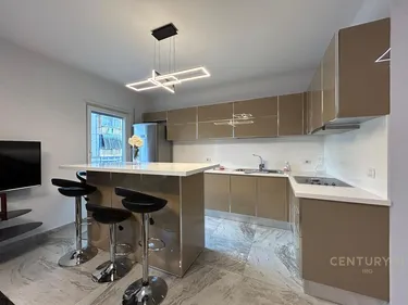 Foto av Lägenhet till uthyrning 21 Dhjetori, Rruga Kongresi Lushnjes, Tiranë