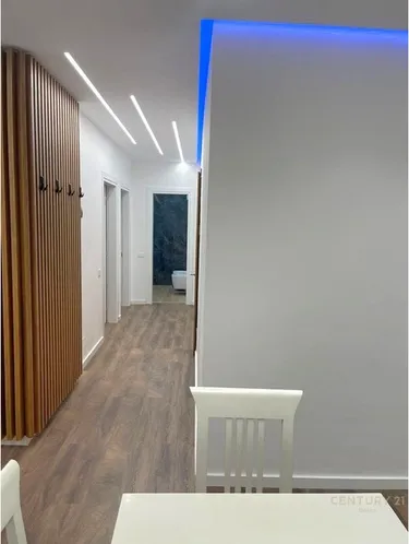 Foto av Lägenhet till uthyrning Rruga 5 Maj, 5 Maj, Tiranë