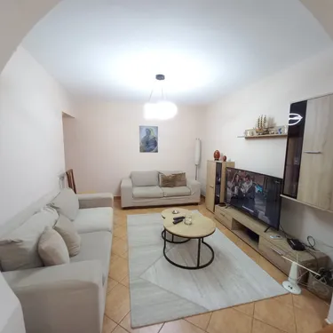 Foto von Wohnung zur miete Myslym Shyr, Tiranë