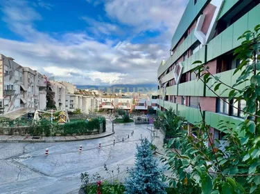 Zdjęcie Mieszkanie na sprzedaż Kodra e Diellit 1, Tiranë