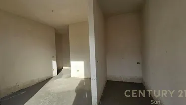 Foto di studio in vendita Pazari Ri, Tiranë