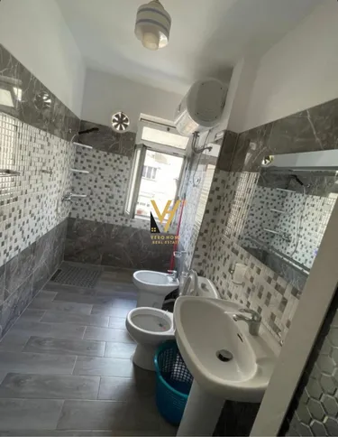 Foto e Apartment me qera Parku i Autobuzave, Tiranë