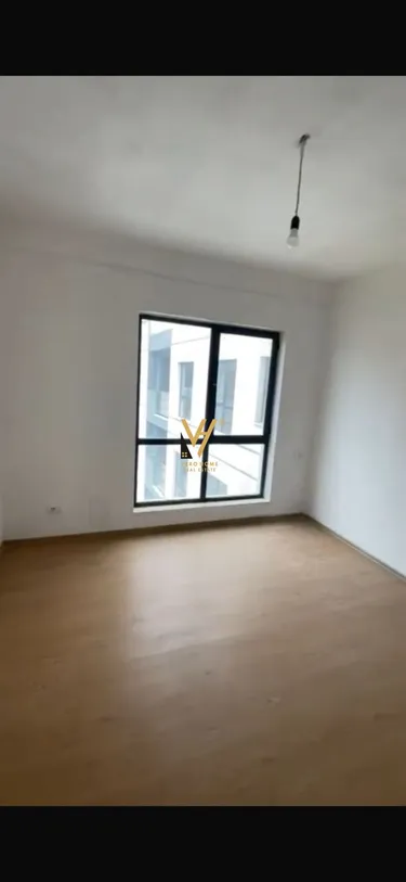 Photo of office for rent Rruga 5 Maji, Tiranë