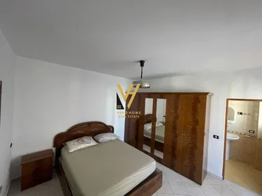 Fotografie Byt k pronájmu Astir, Tiranë