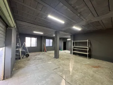 Foto e Magazin me qera Rruga Turhan Pashe Laprake, Tiranë