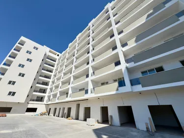 Foto di studio in vendita Rruga Fan Noli, Golem, Kavajë