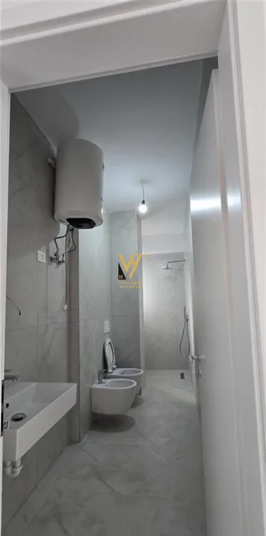 Fotografie Byt na prodej Fresk, Tiranë