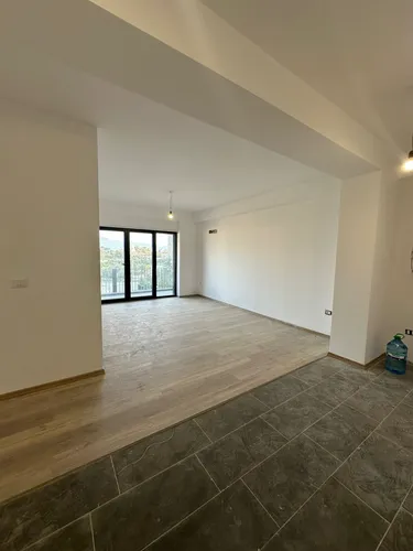 Foto e Apartment në shitje Kodra e Diellit, Tiranë