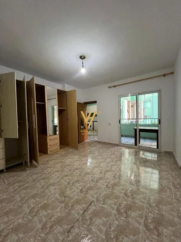 Foto e Apartment me qera Komuna e Parisit, Tiranë