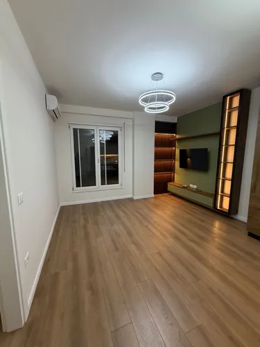 Foto e Apartment me qera Rruga Komuna e Parisit, Tiranë