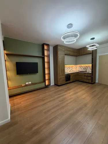 Foto e Apartment me qera Komuna e Parisit, Tiranë