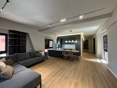 Foto von Wohnung zum verkauf Rruga Kavajes, Tiranë