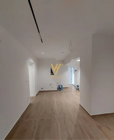 Foto e Zyrë me qera Rruga Qemal Stafa, Tiranë