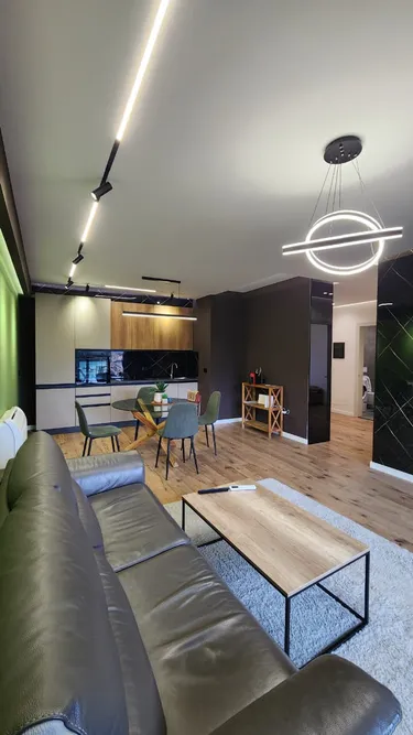 Foto e Apartment me qera Komuna e Parisit, Rruga Komuna e Parisit, Tiranë