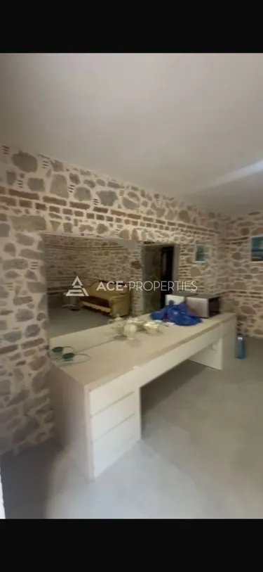 Foto e Dyqan me qera Vollga, Durrës