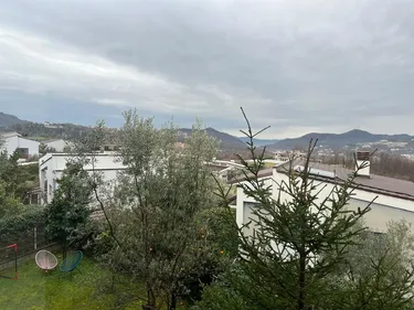 Foto von Wohnung zur miete Long Hill, Teg, Tiranë