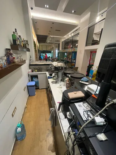 Foto di commercial in vendita Sheshi Willson, Rruga Sami Frashëri, Tiranë