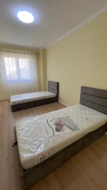 Foto di Appartamento in affitto Yzberisht, Grand Gallery, Tiranë