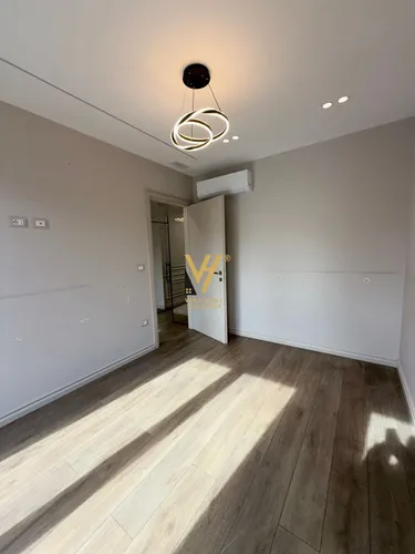 Фото office в аренду Rruga e Kavajës, Tiranë