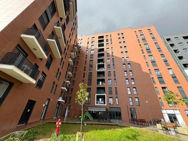 Foto di Appartamento in vendita Stacioni i Trenit, Bulevardi i Ri, Tiranë