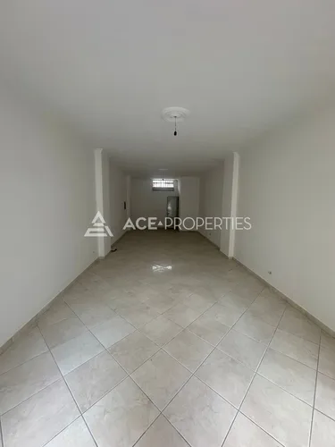 Foto di commercial in vendita Plazh, Durrës