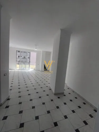 Foto av Lägenhet till uthyrning Astir, Tiranë