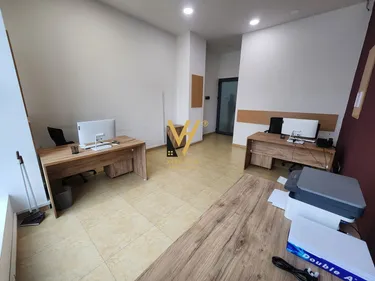 Foto av office till uthyrning Rruga Myslym Shyri, Tiranë