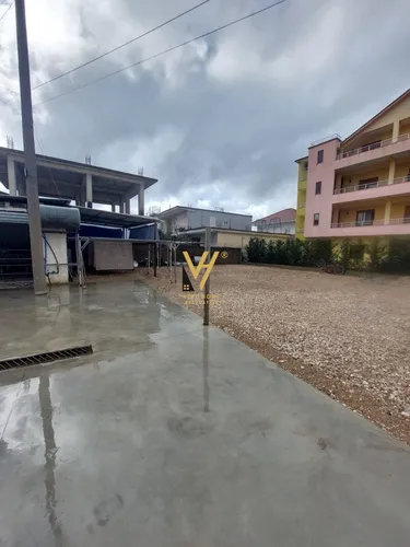 Foto di land in affitto Rruga e Burgut, Tiranë