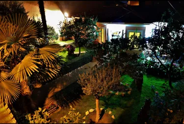 Foto e Shtëpi me qera Pazari i Ri, Tiranë