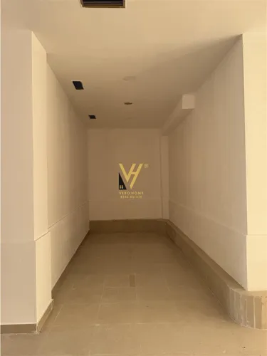 Foto di shop in affitto Qytet Studenti, Tiranë