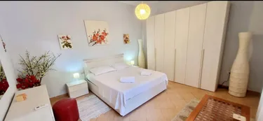 Foto e Shtëpi me qera Pazari i Ri, Tiranë